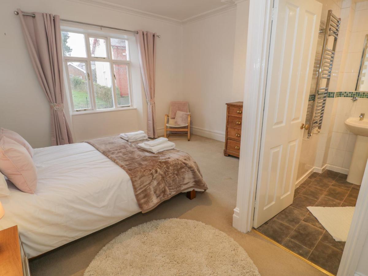Preswylfa Villa Caernarfon Eksteriør bilde